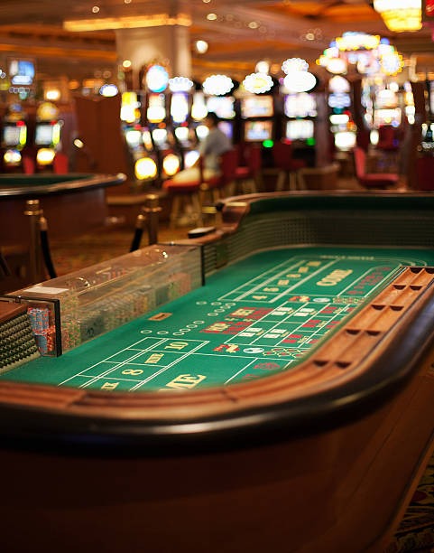 Comparison of asia slot app and browser interface layouts